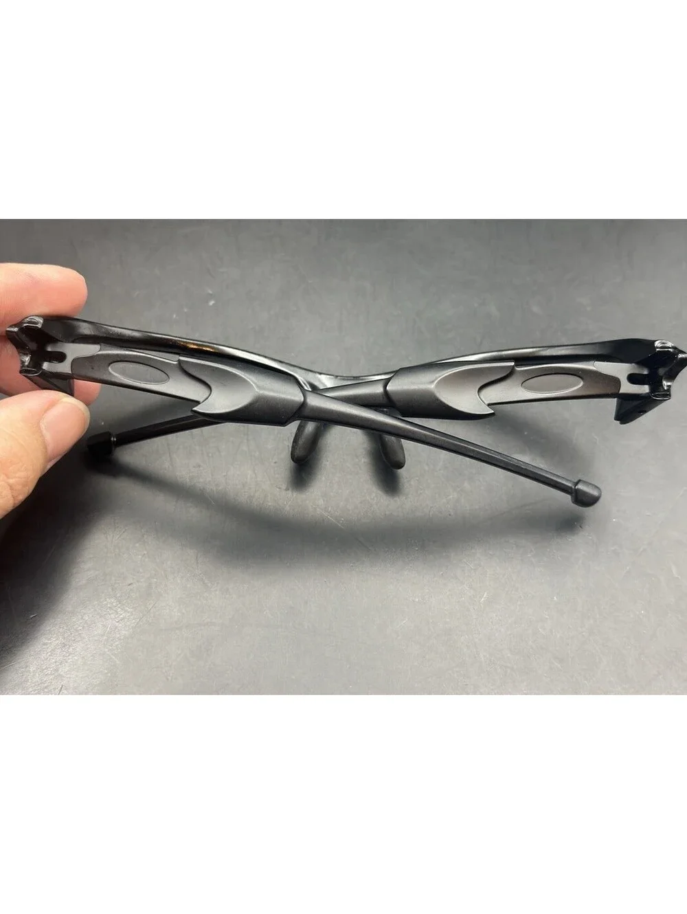 Oakley pre owned